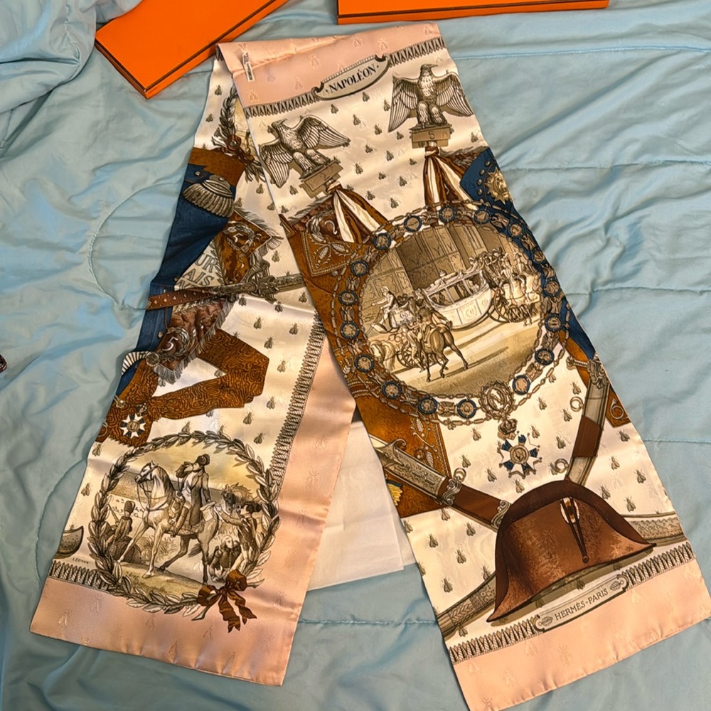 SALE SALE SALE!!!!Hermes NAPOLEON SILK Scarf